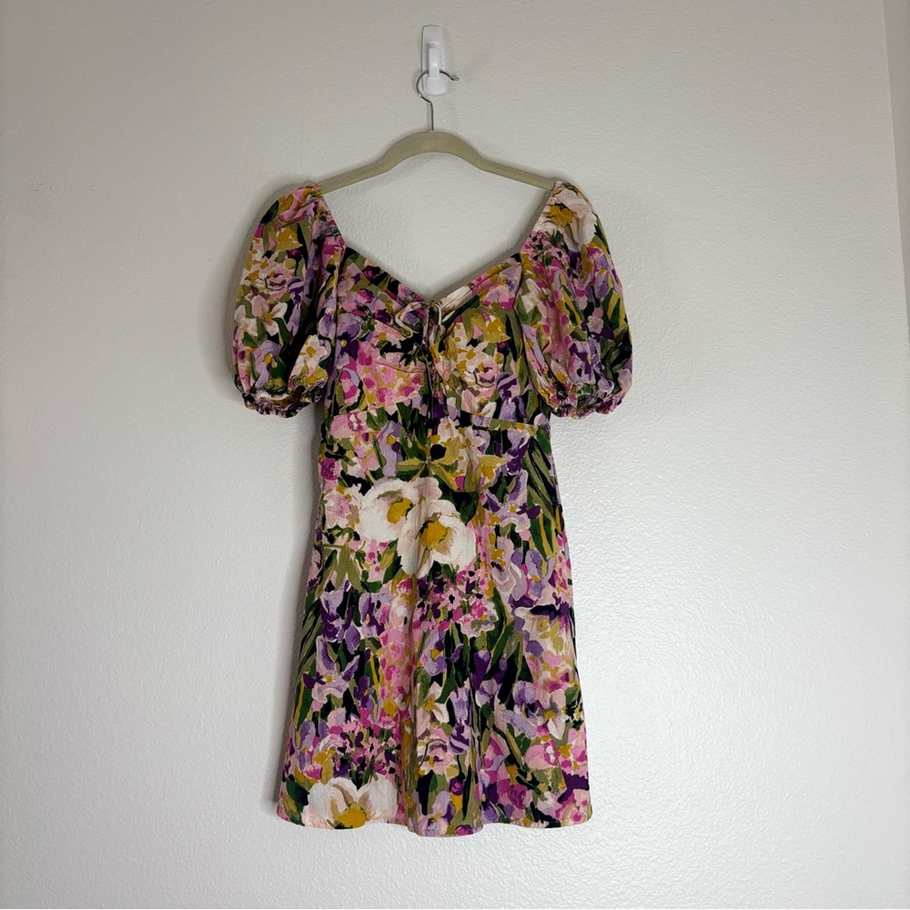 H&M Floral Puff Sleeve Dress with tie details on bodice Size Small